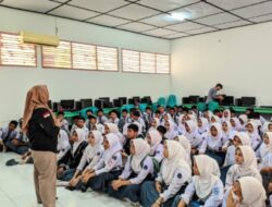 Membangun Generasi Muda yang Melek Demokrasi, Bawaslu Bantaeng Turun ke Sekolah