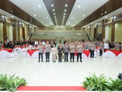 73 Wisudawan Purnabakti Polda Sulsel Diberi Penghargaan