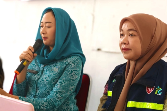 Hj. Hariani Dampingi Ketua TP PKK Kabupaten Bantaeng Sosialisasi Imunisasi