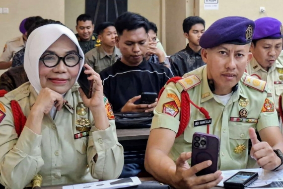 AKP Dr. Andi Rahmatullah, (kanan) ditetapkan jadi Danmenwa Wolter Mongisidi Sulsel 2026-2029. (Foto: Istimewa).