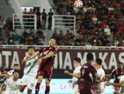 Dibalikkan Obieta, PSM Makassar Tumbang di Kandang Sendiri