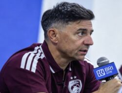 Darije Kalezic Akui PSM Lengah di Babak Kedua Lawan Persib