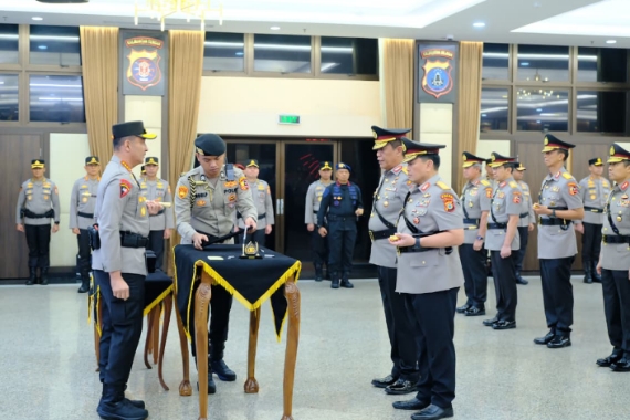 Kapolri Lantik Awal Chairuddin Jadi Kapolda Sulsel